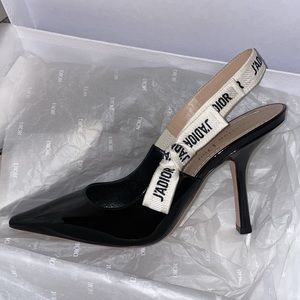 Dior slingback pump